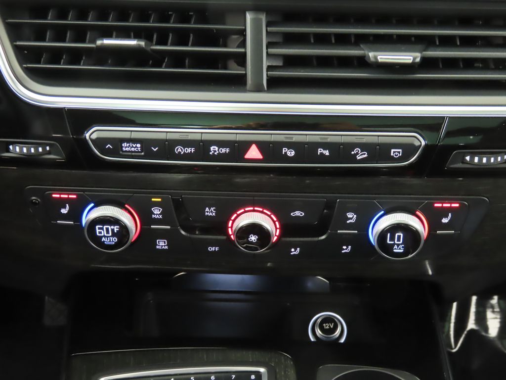 Thumbnail: 2019 Audi Q7 - 20