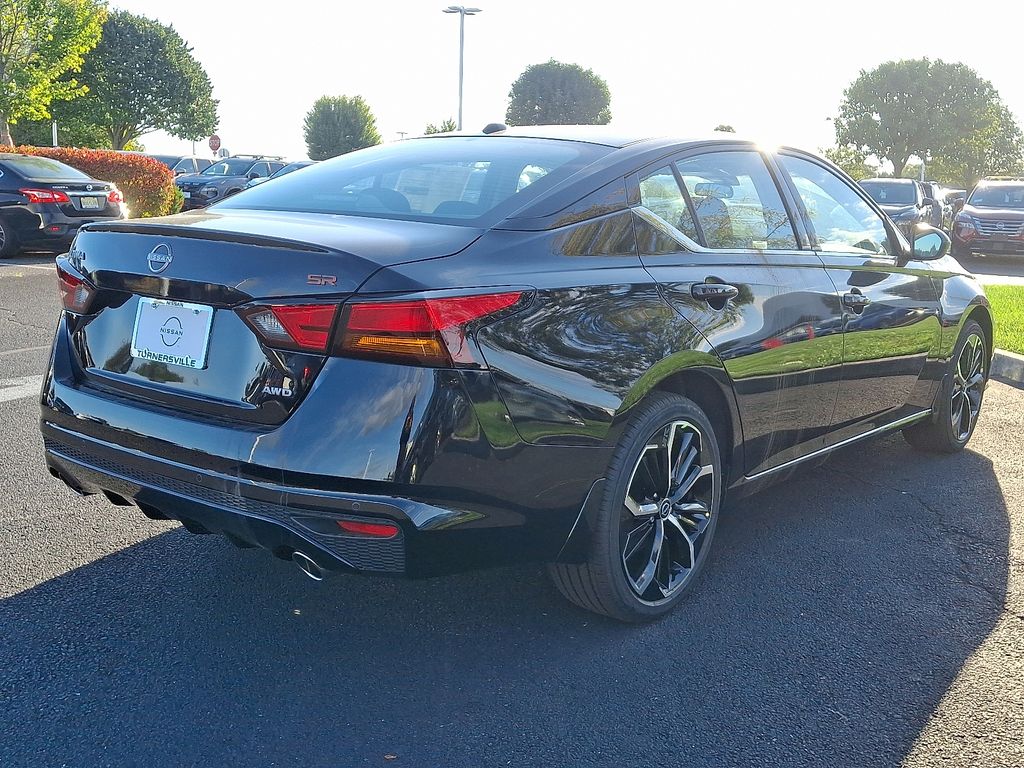 Thumbnail: 2025 Nissan Altima - 4