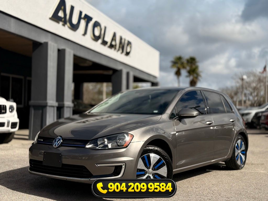 Gray Metallic 2016 Volkswagen e-Golf SE Hatchback Front-Wheel Drive Automatic