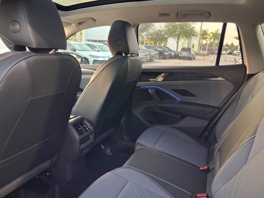 New 2026 Black Volkswagen 2.0T SE image 5