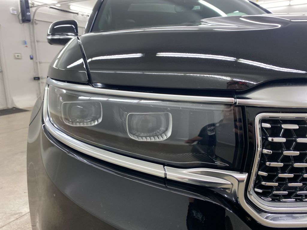 2024 Jeep Grand Wagoneer photo
