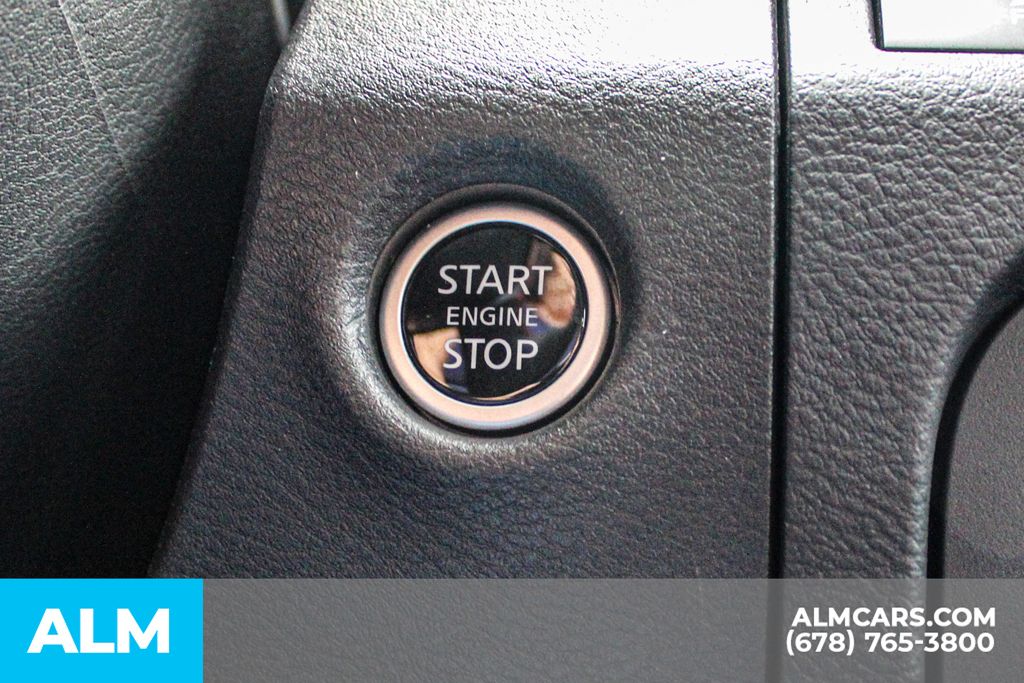 Used 2025 Gray Nissan PRO-4X image 29