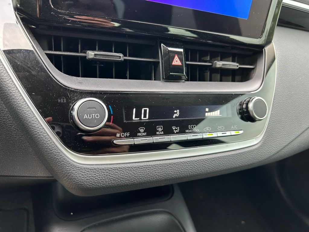 2024 Toyota Corolla LE 25