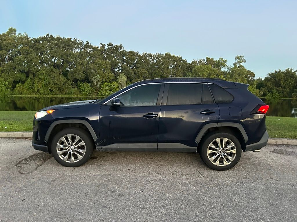 Thumbnail: 2020 Toyota RAV4 - 2