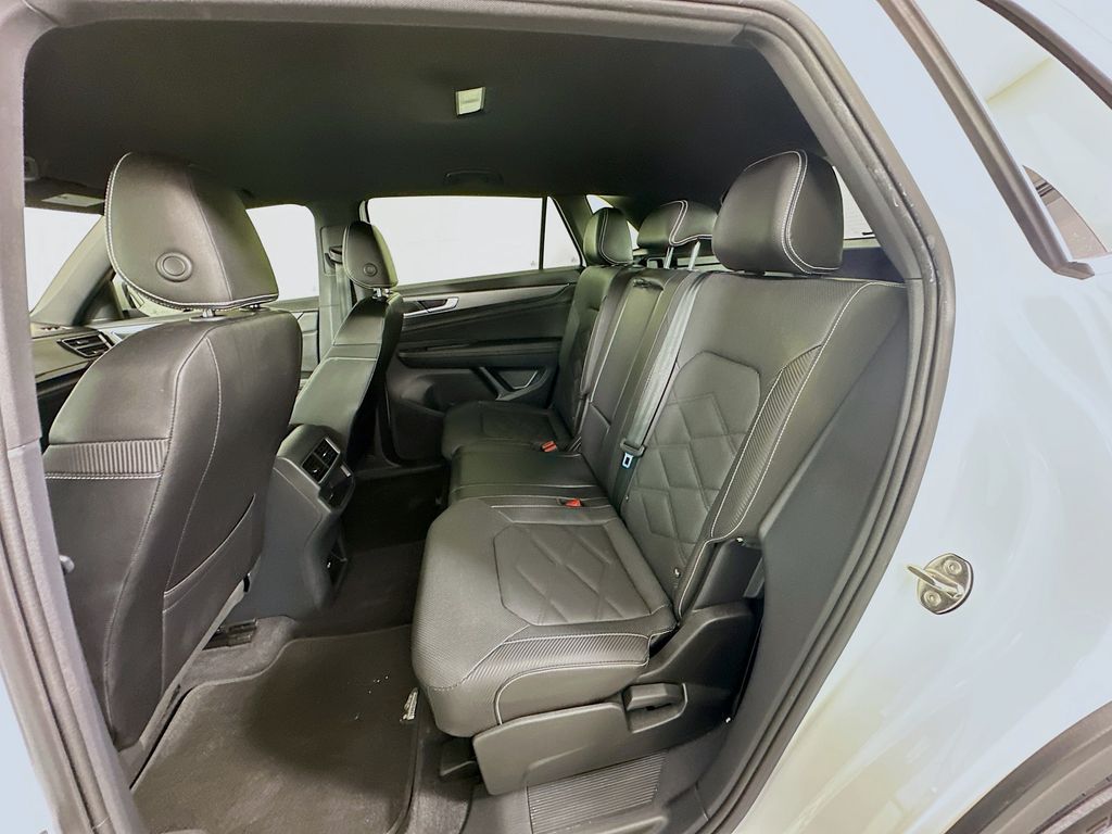 Thumbnail: 2024 Volkswagen Atlas - 23