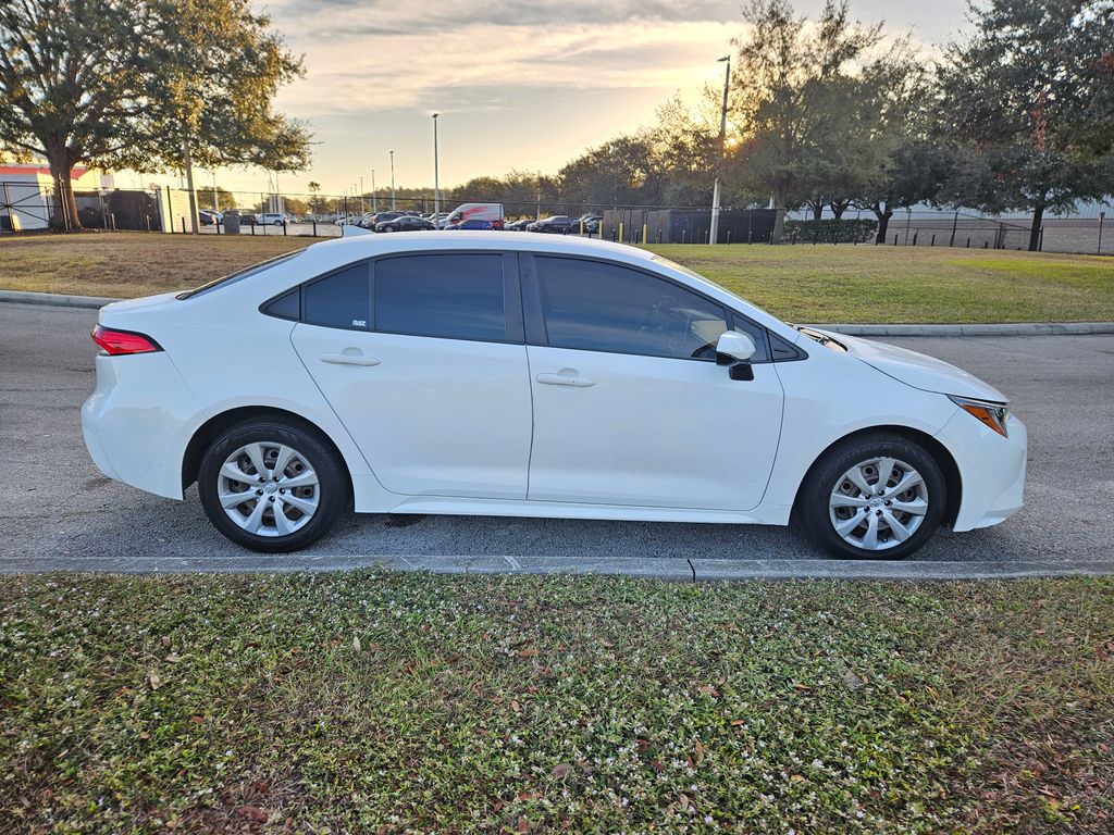 2020 Toyota Corolla LE 6