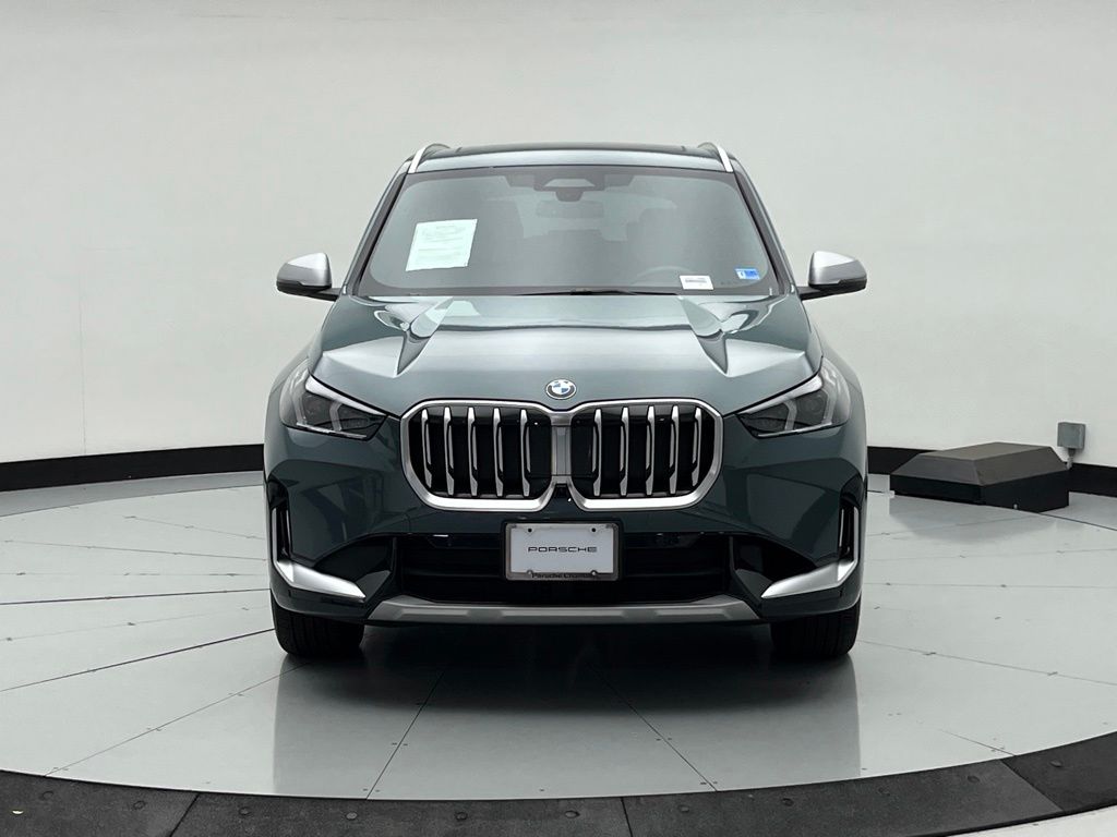 Thumbnail: 2023 BMW X1 - 2