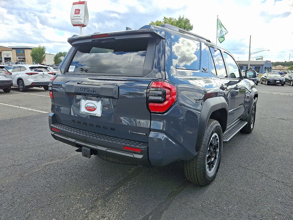 Thumbnail: 2025 Toyota 4Runner - 6