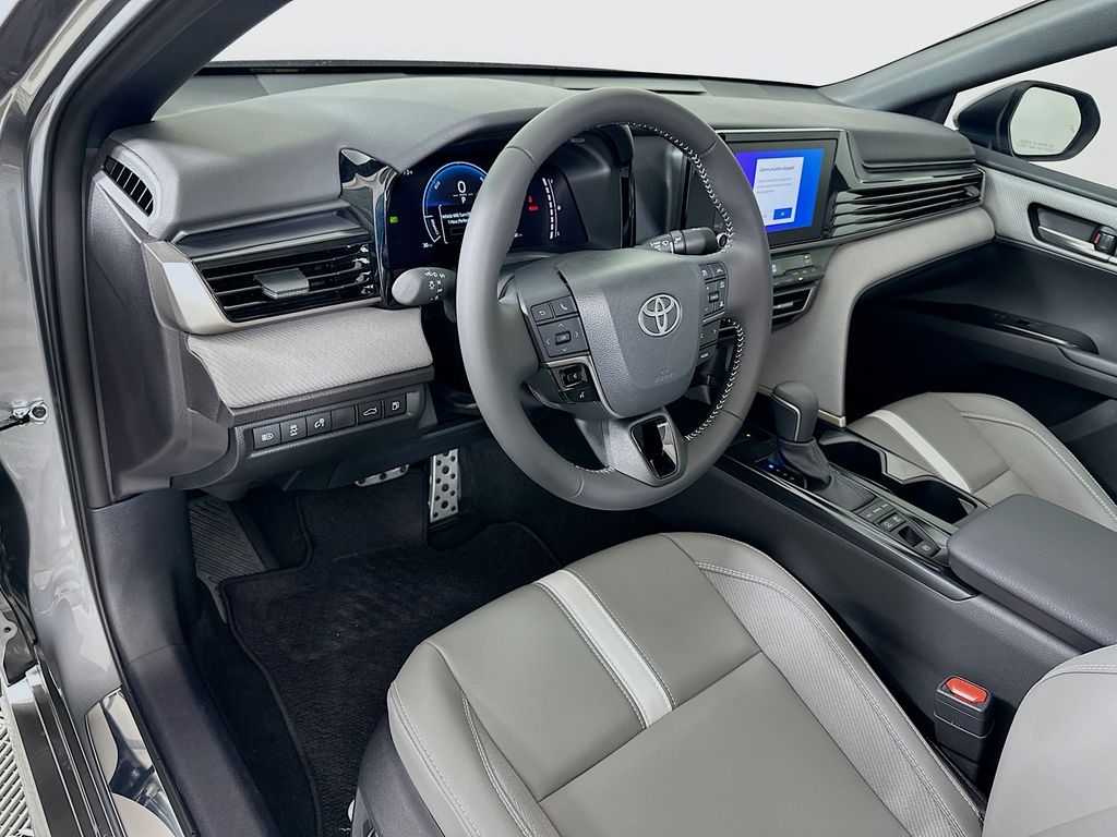 Thumbnail: 2025 Toyota Camry - 9
