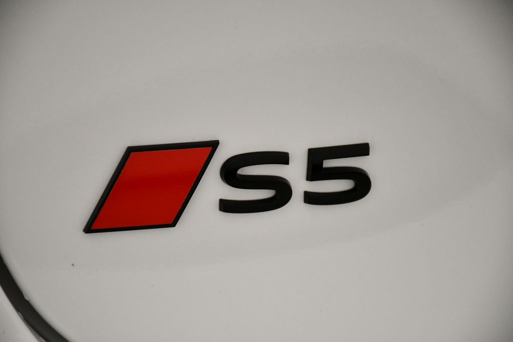 Thumbnail: 2025 Audi S5 - 9