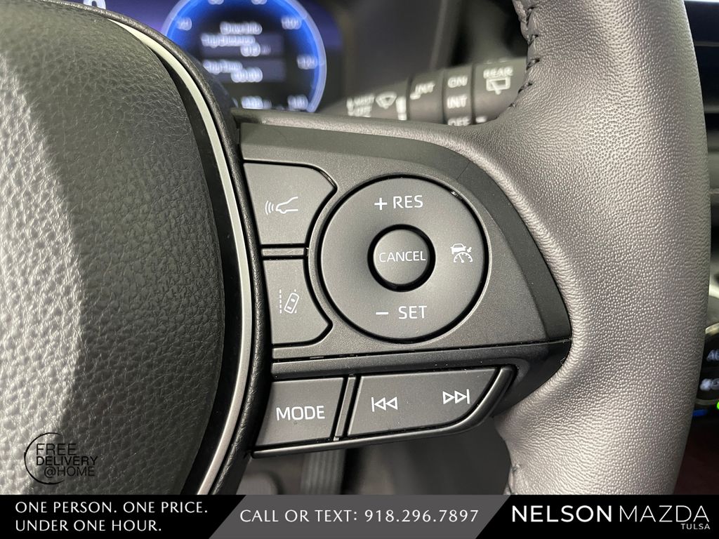 Used 2023 Red Toyota Limited image 28