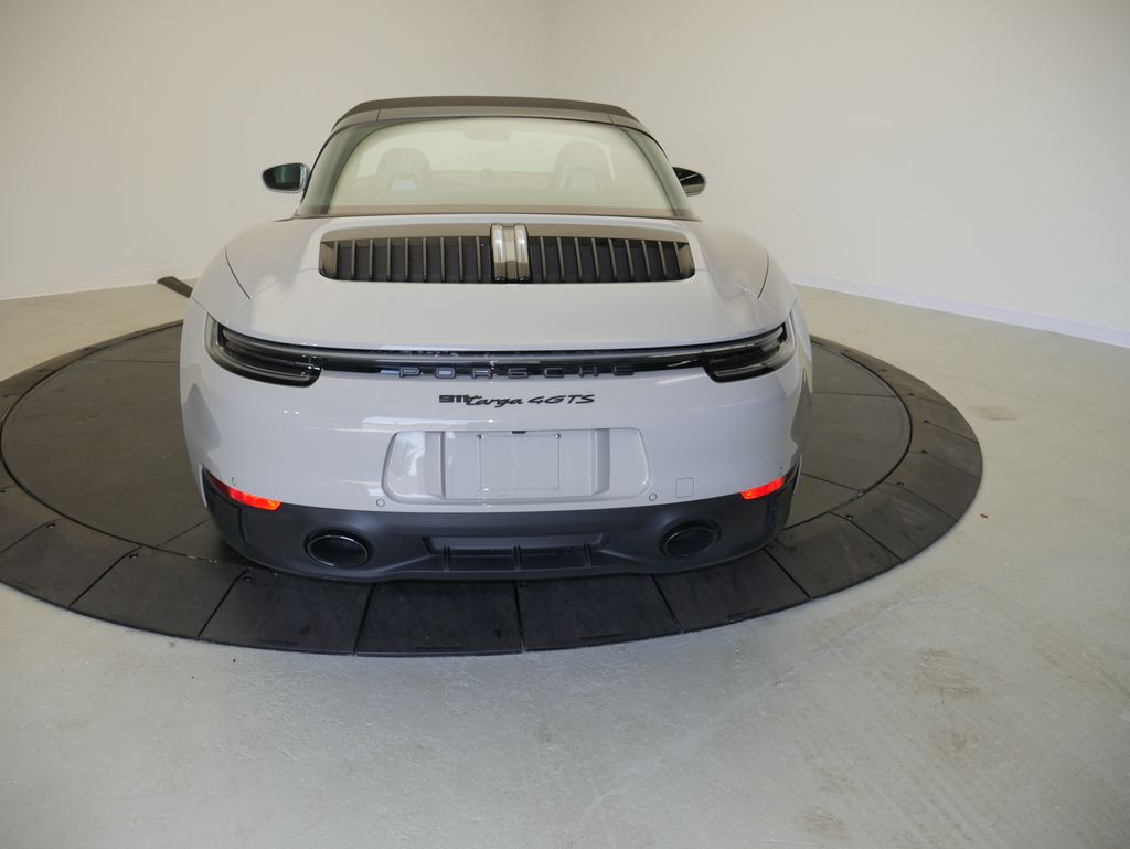 Thumbnail: 2024 Porsche 911 - 6