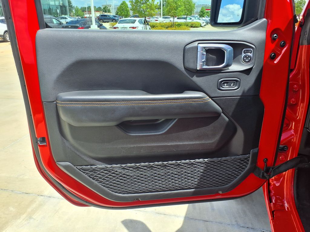 Used 2025 Red Jeep Sahara image 11