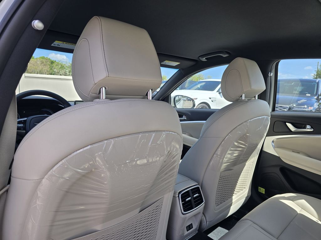 New 2026 White Genesis 2.5T image 9