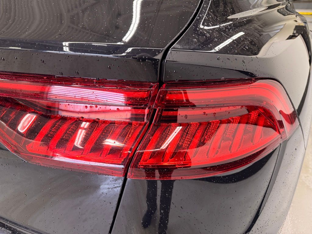 Thumbnail: 2021 Audi SQ8 - 5