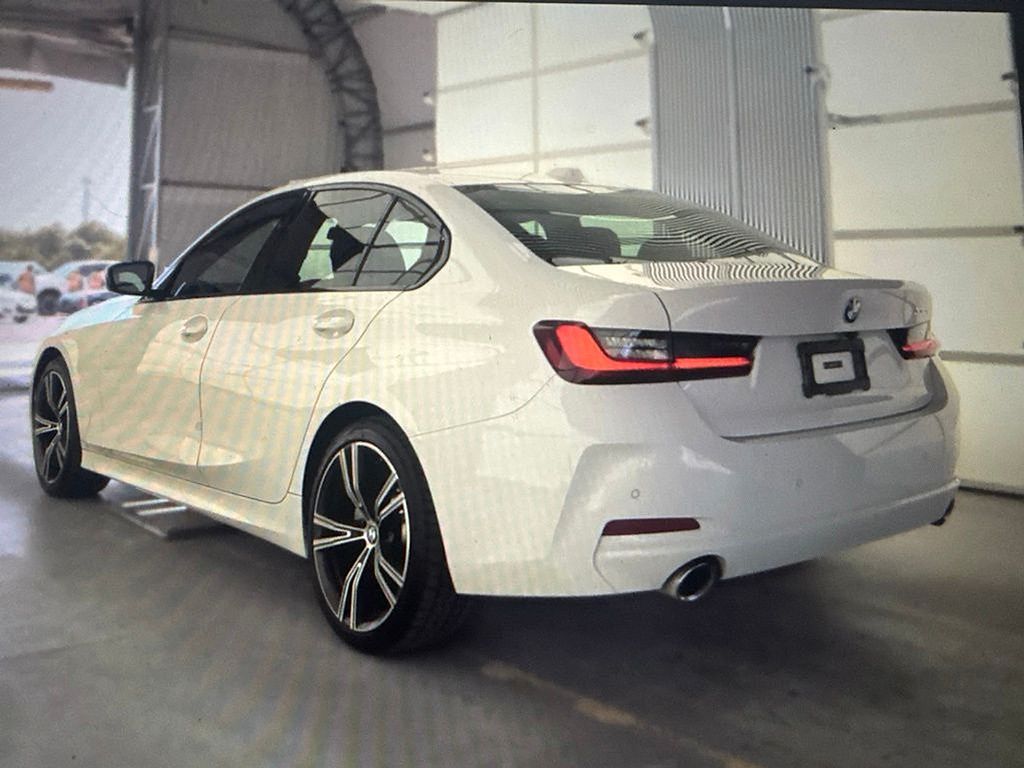 2023 BMW 3 Series 330i - 2