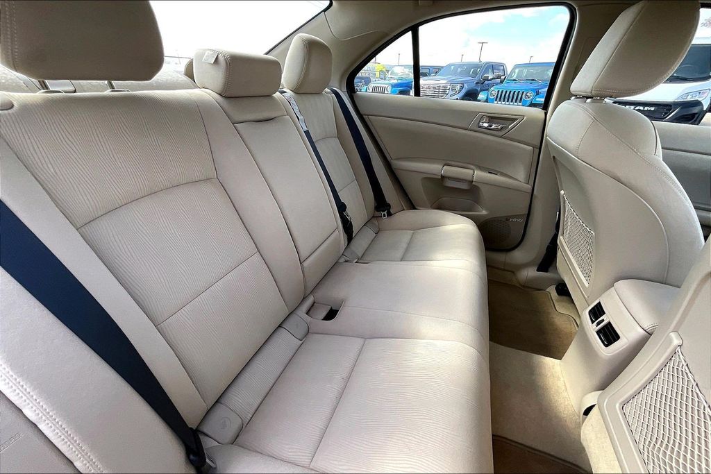 Used 2011 Suzuki Kizashi S 4D Sedan