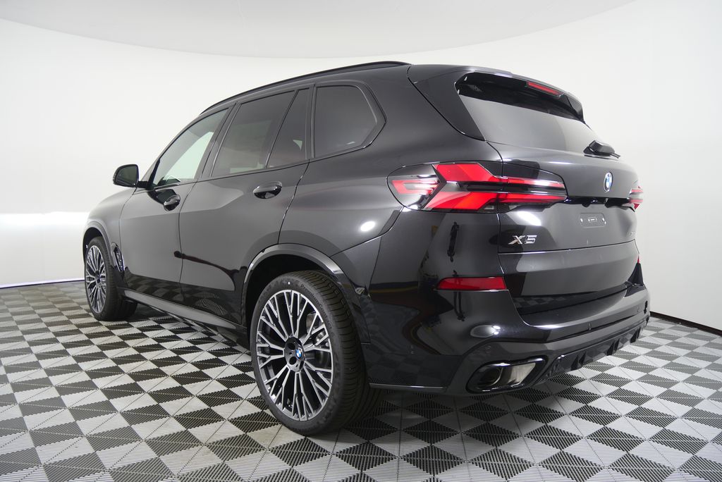 Thumbnail: 2026 BMW X5 - 5