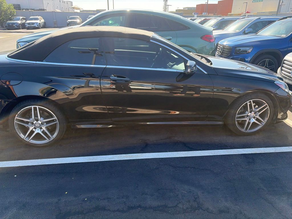 Thumbnail: 2016 Mercedes-Benz E-Class - 4