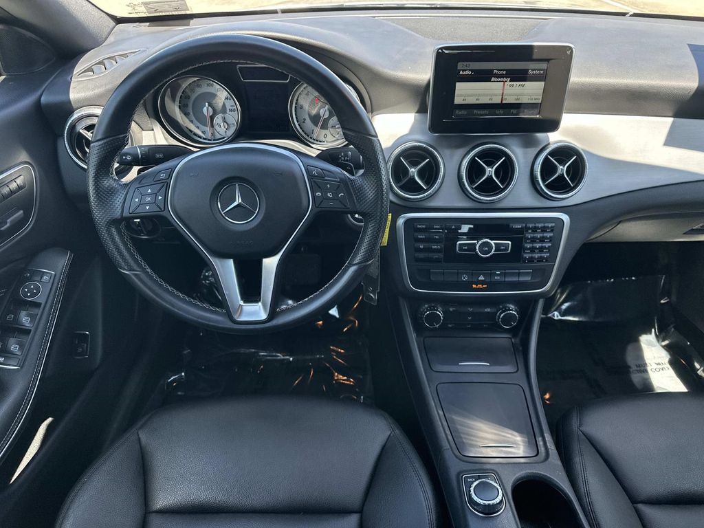Thumbnail: 2014 Mercedes-Benz CLA - 17