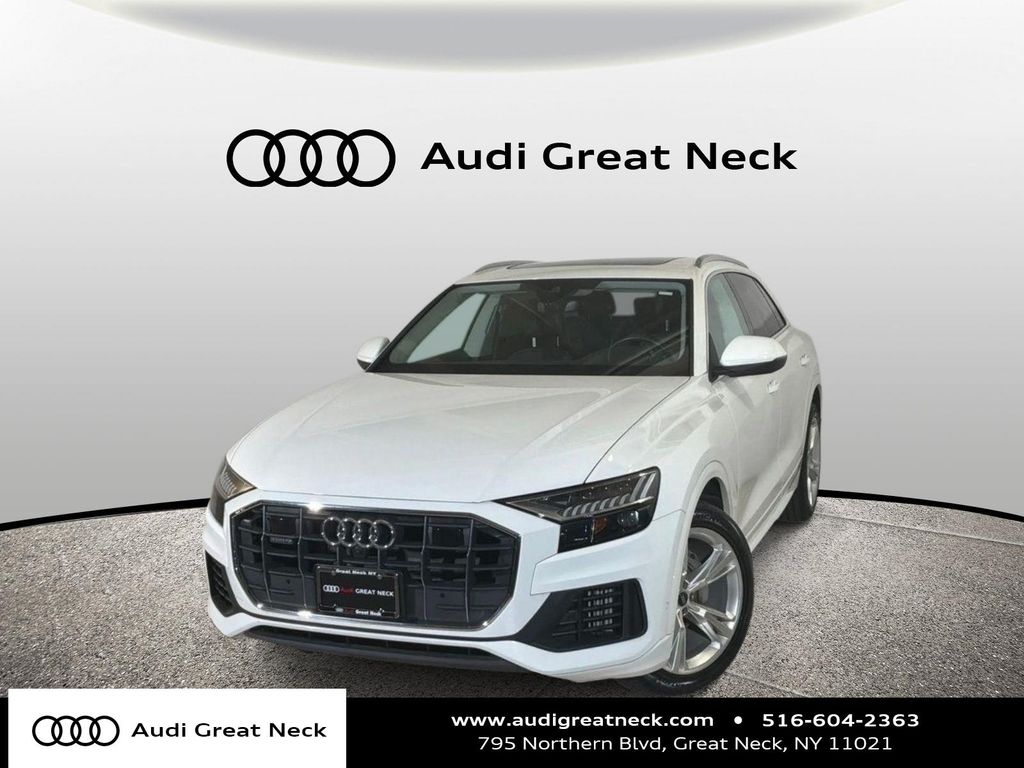  2023 Audi Q8 quattro Premium 55 TFSI   