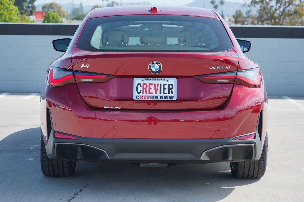 Thumbnail: 2026 BMW i4 - 6