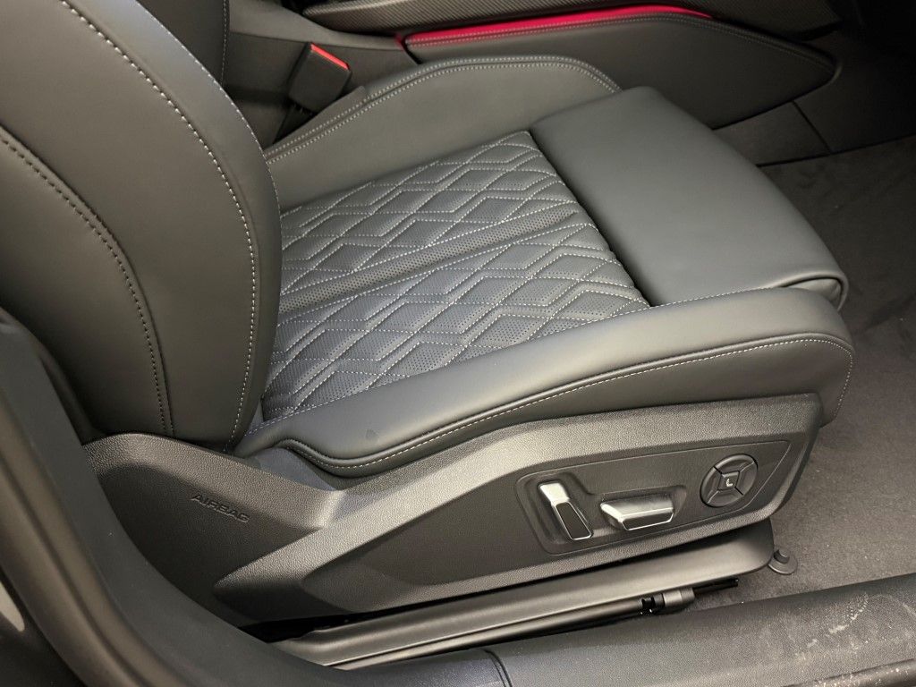 Thumbnail: 2026 Audi A6 - 18