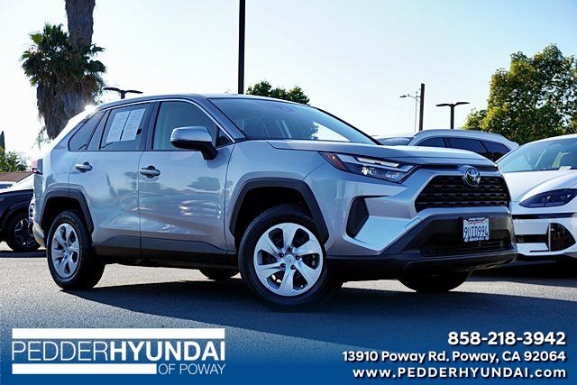 Silver Sky Metallic 2025 Toyota RAV4 LE FWD SUV / Crossover Front-Wheel Drive 8-Speed Automatic