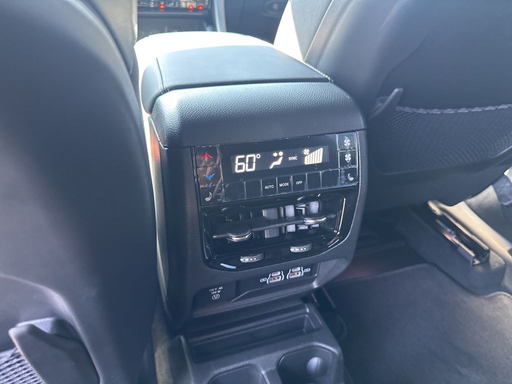 New Car 2025 Jeep Grand Cherokee L  Overland For Sale Under $70,000 In Austin, Texas