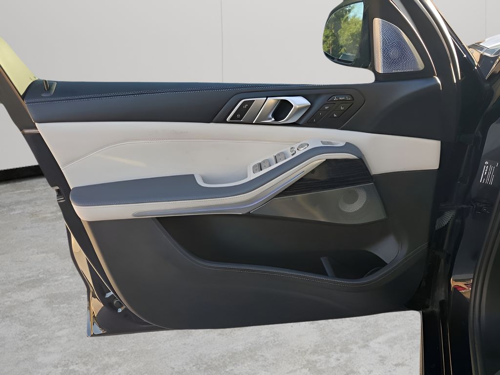 Used Car 2023 Bmw X7  M60i For Sale Under $70,000 In Austin, Texas