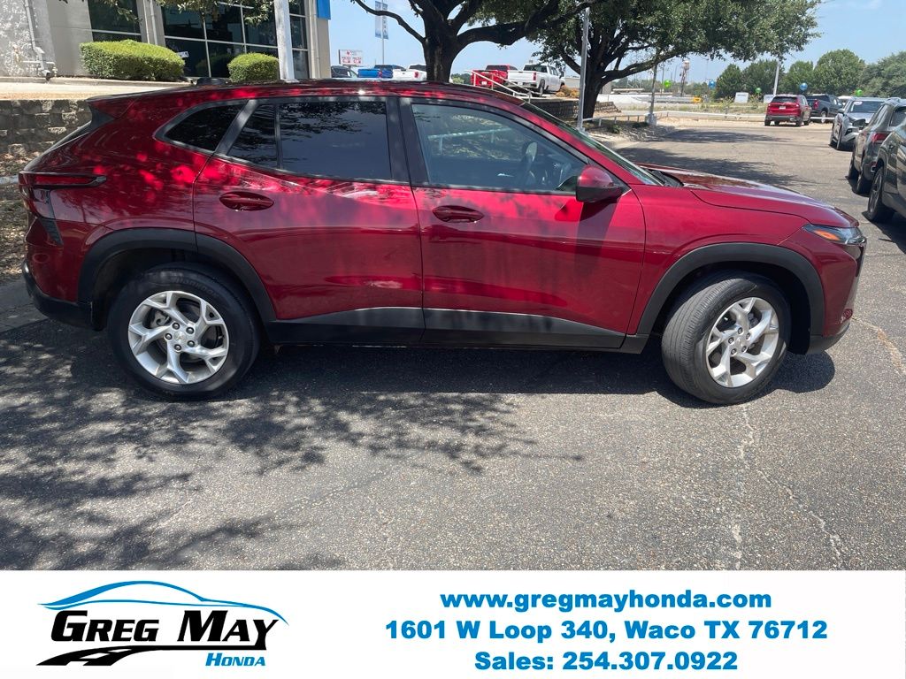2025 Chevrolet Trax LS - 1