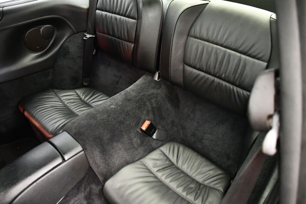 Thumbnail: 2003 Porsche 911 - 31