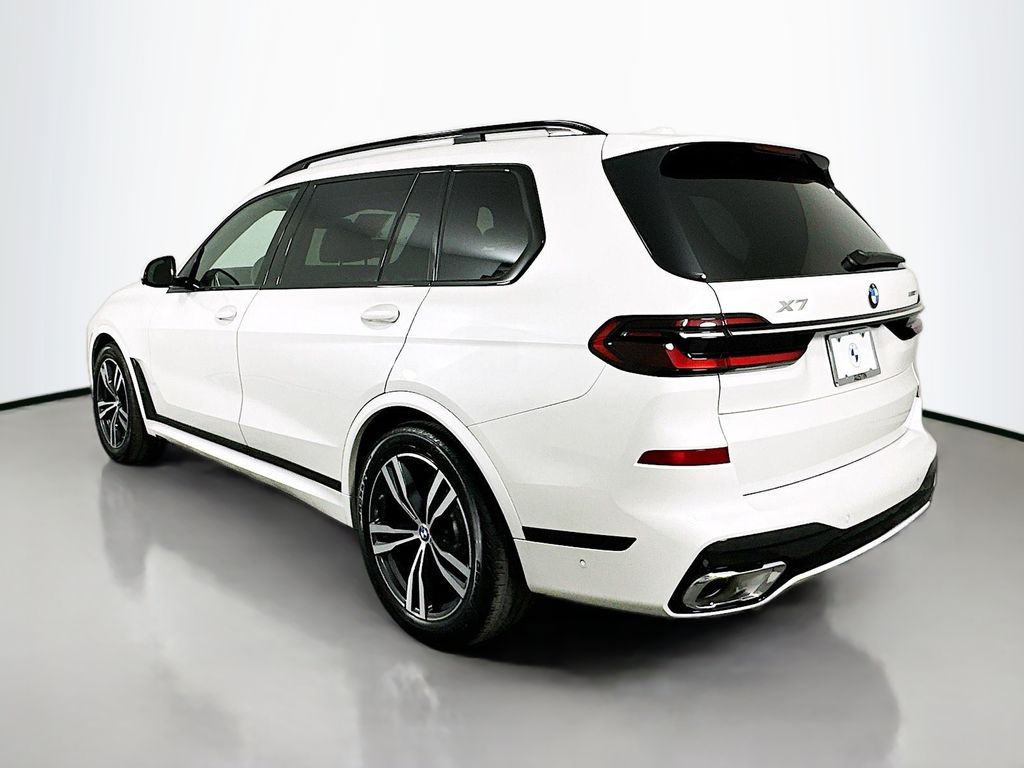Thumbnail: 2023 BMW X7 - 7