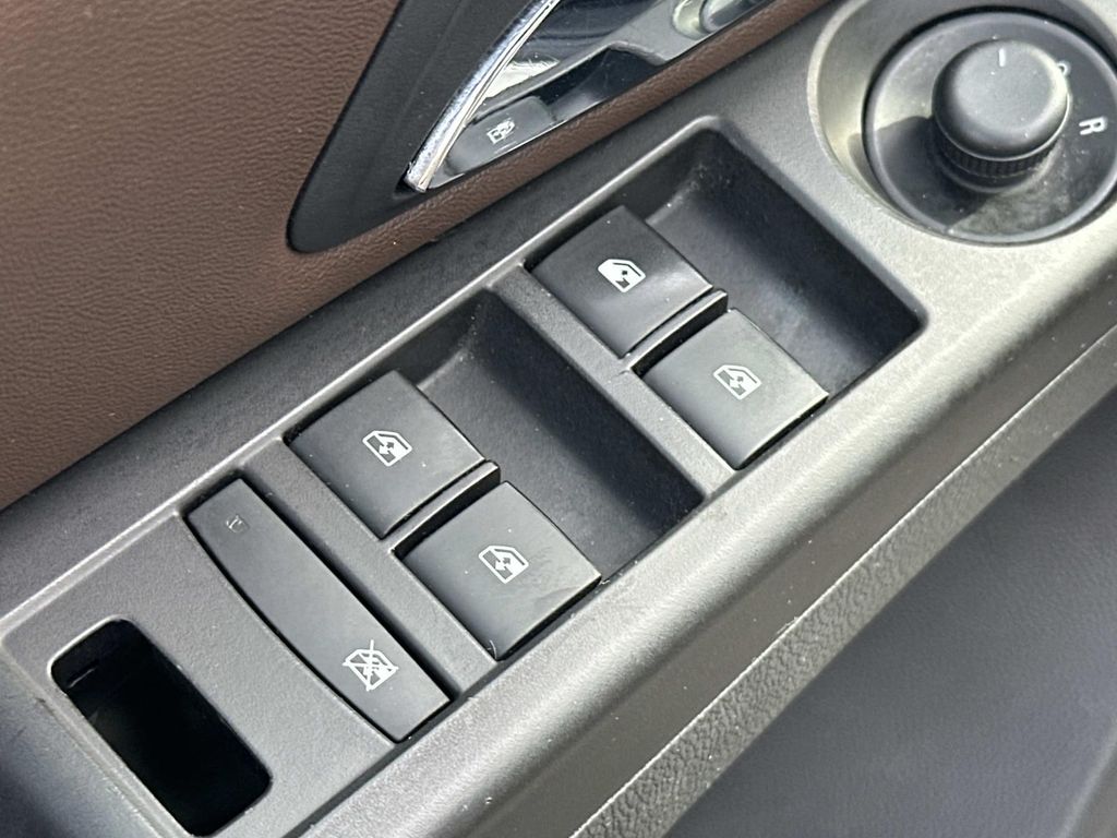 Thumbnail: 2016 Chevrolet Cruze - 29