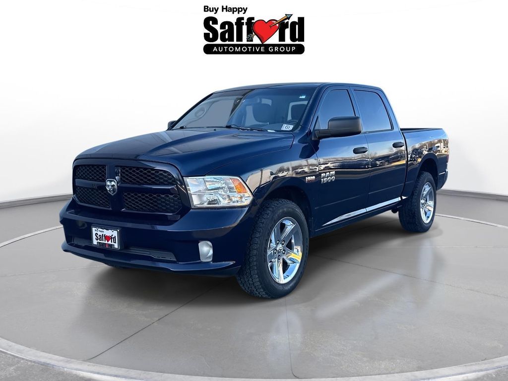 2015 RAM 1500 Express Crew Cab 4WD