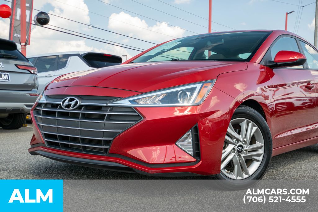 2020 Hyundai Elantra Value Edition photo 5
