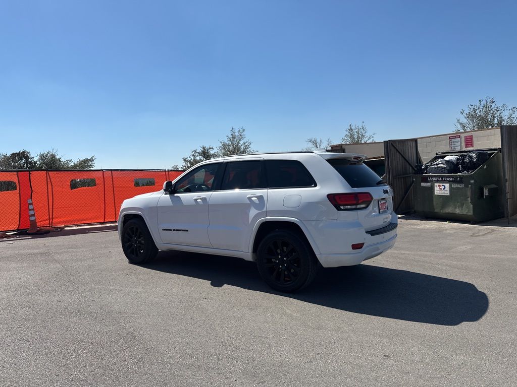 Used Car 2019 Jeep Grand Cherokee  Altitude For Sale Under $20,000 In Austin, Texas