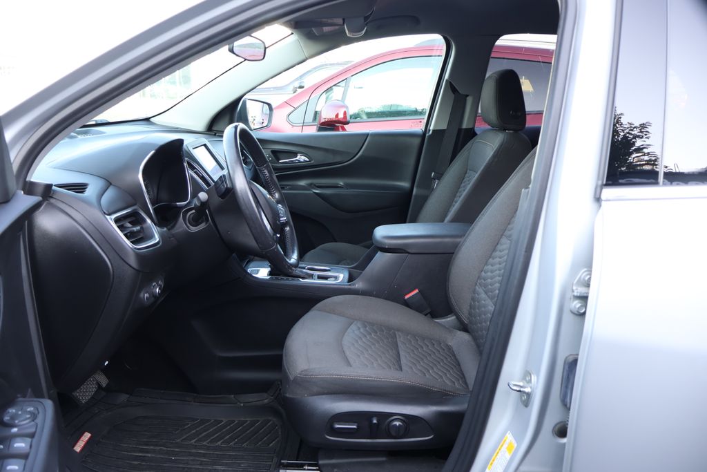 Thumbnail: 2020 Chevrolet Equinox - 12