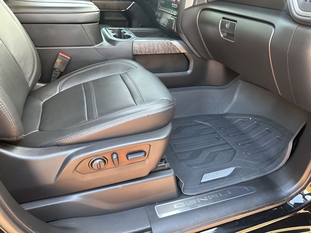 Used Car 2023 Gmc Sierra 3500hd  Denali For Sale Under $70,000 In Austin, Texas