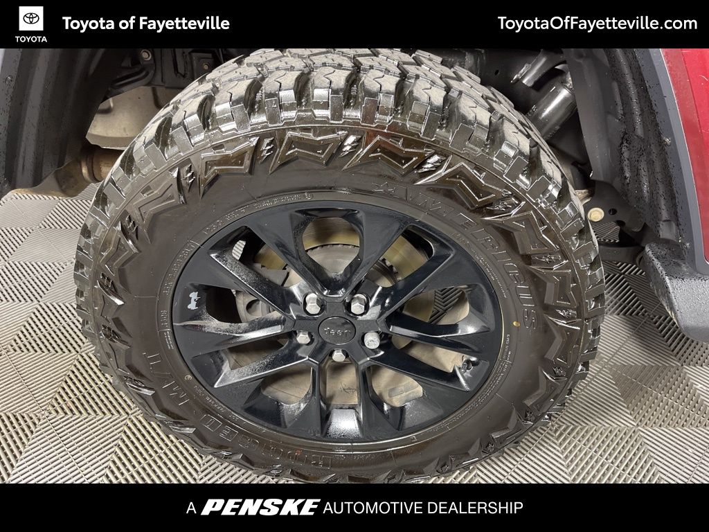 Thumbnail: 2021 Jeep Gladiator - 10