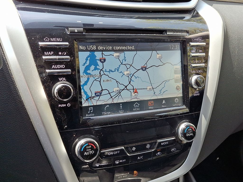 Thumbnail: 2015 Nissan Murano - 16