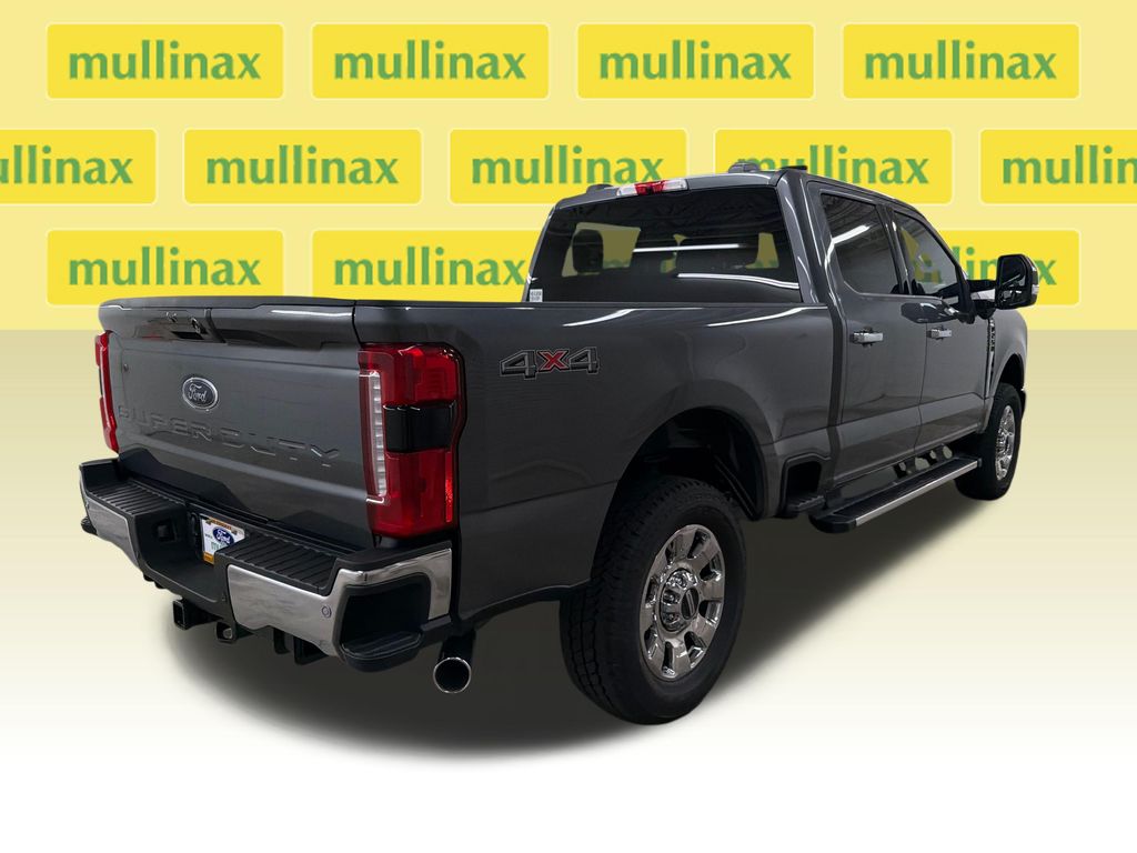 New 2026 Gray Ford Lariat image 3