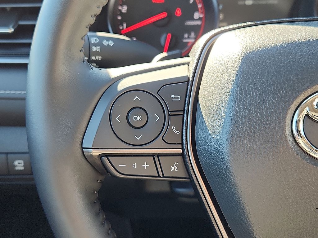 Thumbnail: 2023 Toyota Camry - 24