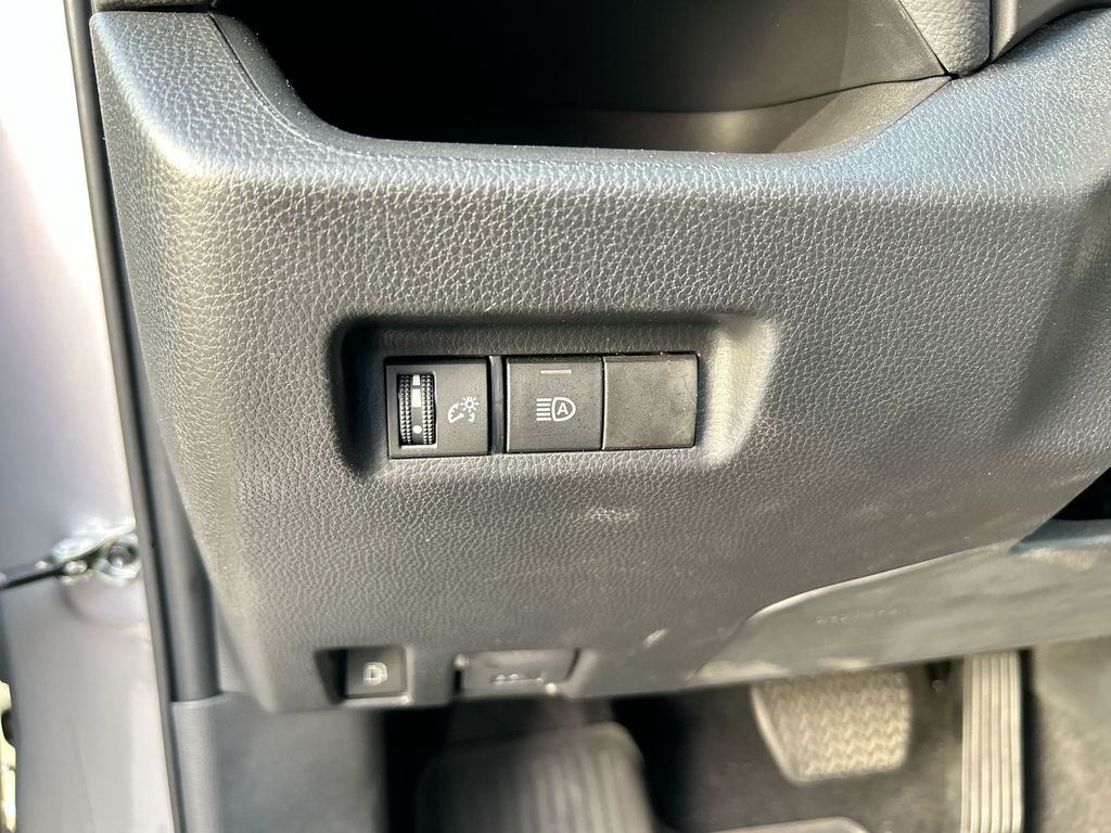 Thumbnail: 2024 Toyota RAV4 - 14