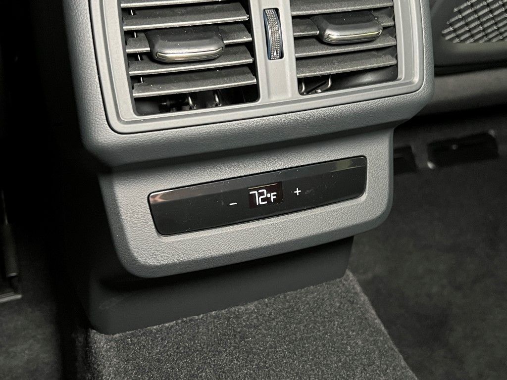 Thumbnail: 2025 Audi Q5 - 24