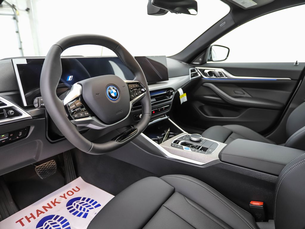 2025 BMW i4 xDrive40 10