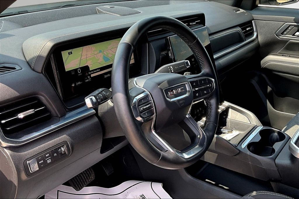 Used 2025 GMC Terrain SUV