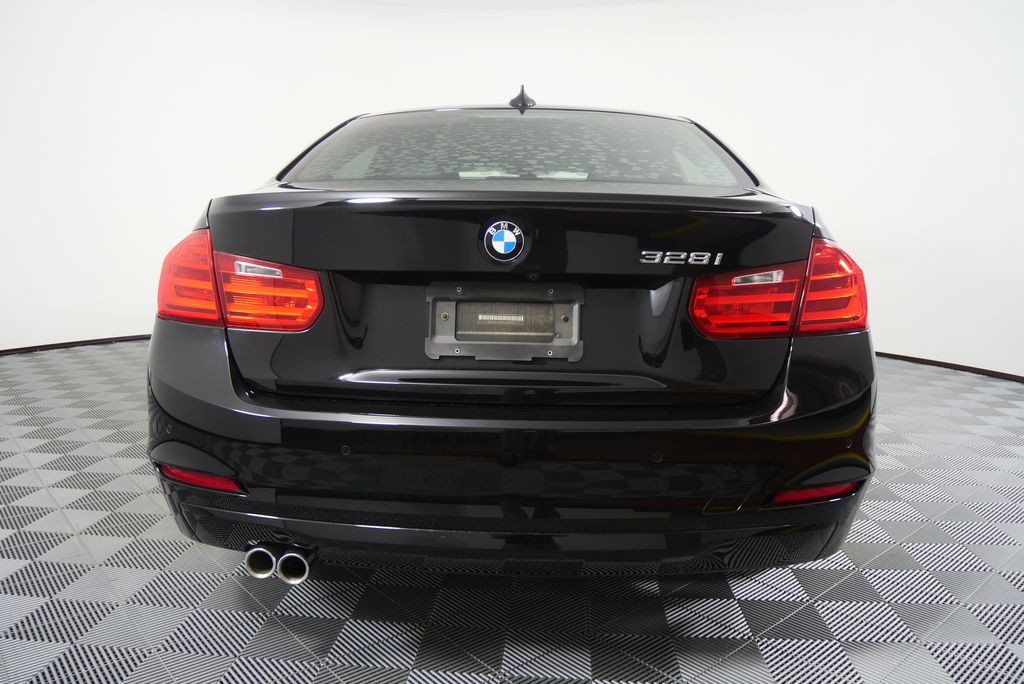 Thumbnail: 2015 BMW 3 Series - 4