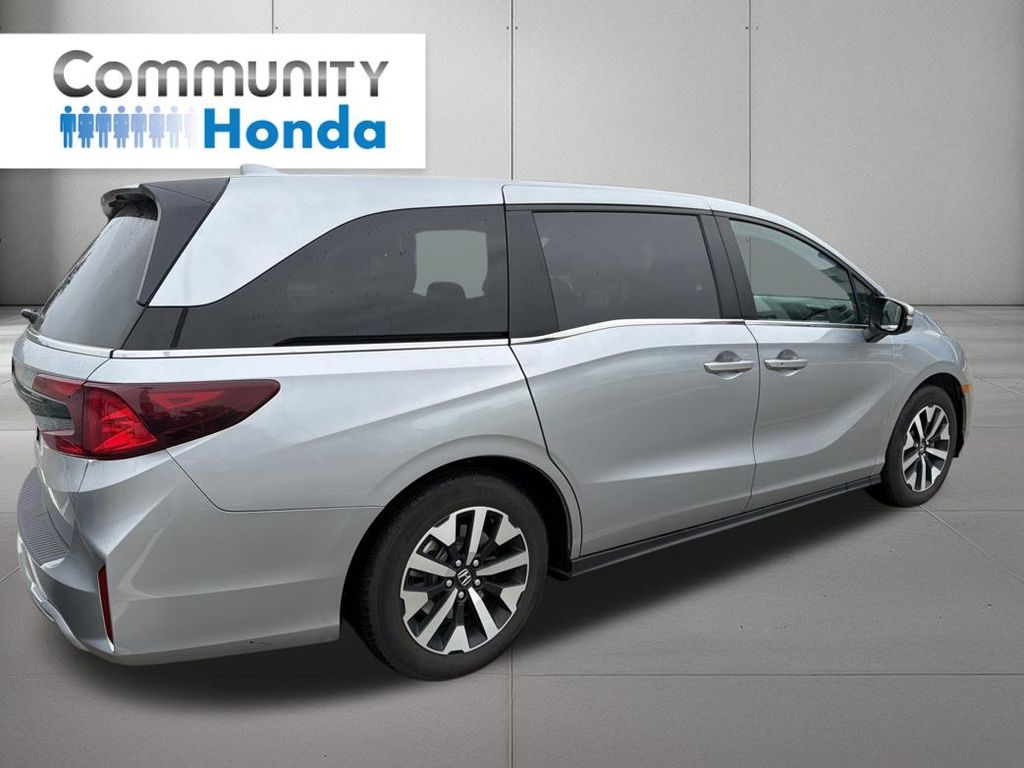 2025 Honda Odyssey EX-L Silver at Community Honda
