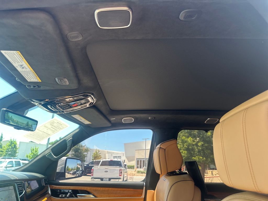 Used Car 2022 Jeep Grand Wagoneer  Series Iii For Sale Under $60,000 In Austin, Texas